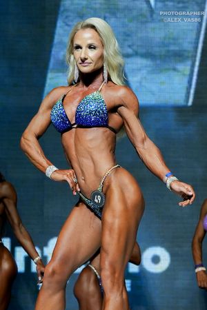 BIKINI МАСТЕРА +40